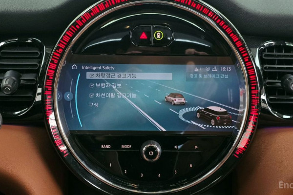 2023 Mini  с пробегом 29 939 км