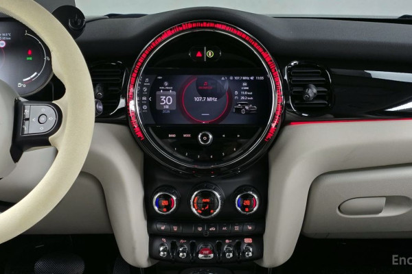 2022 Mini  с пробегом 16 137 км