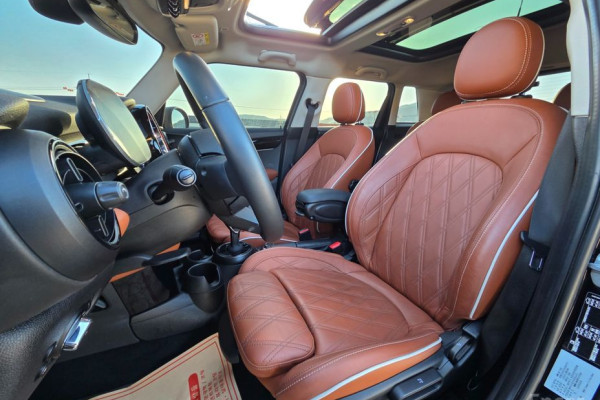 2023 Mini  с пробегом 25 531 км