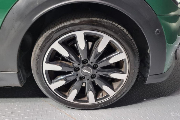 2023 Mini  с пробегом 21 711 км