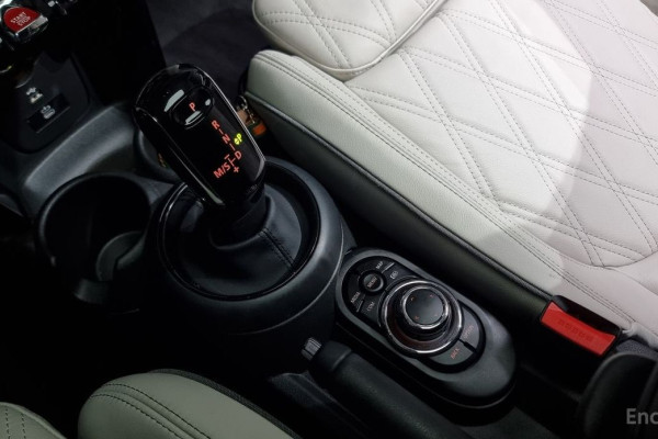 2023 Mini  с пробегом 21 711 км