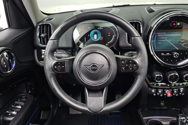 2022 Mini Countryman с пробегом 21 130 км