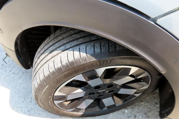 2022 Mini Countryman с пробегом 7 713 км