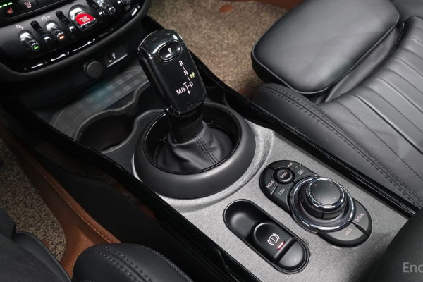 2023 Mini Clubman с пробегом 47 773 км