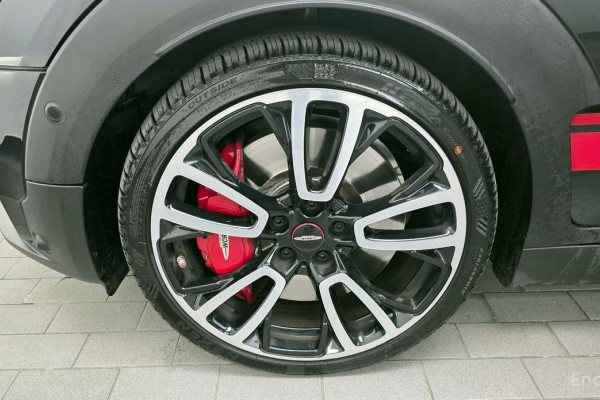 2022 Mini Clubman с пробегом 27 612 км