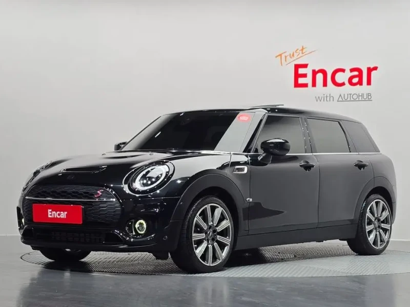 2022 Mini Clubman с пробегом 48 106 км