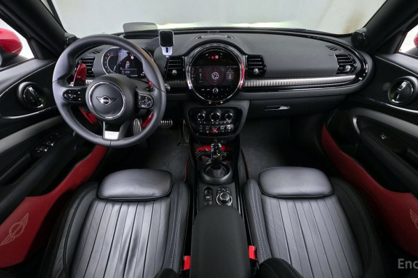 2022 Mini Clubman с пробегом 27 612 км