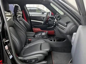 2022 Mini Clubman с пробегом 27 612 км