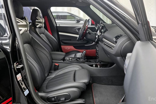 2022 Mini Clubman с пробегом 27 612 км