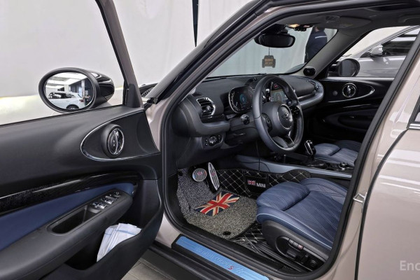 2023 Mini Clubman с пробегом 43 552 км