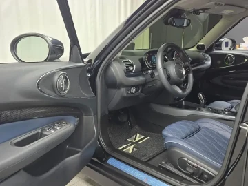 2022 Mini Clubman с пробегом 48 106 км