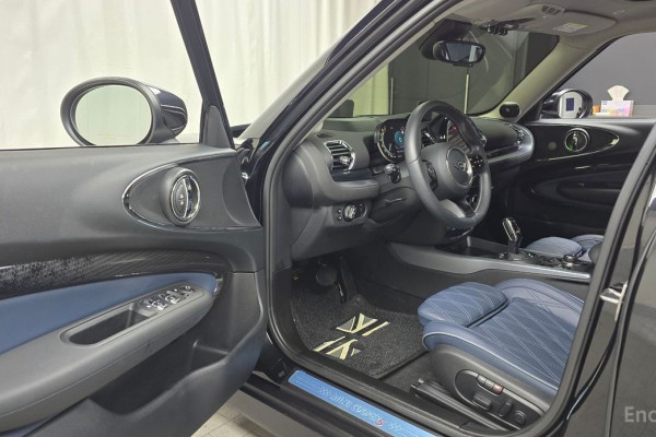 2022 Mini Clubman с пробегом 48 106 км