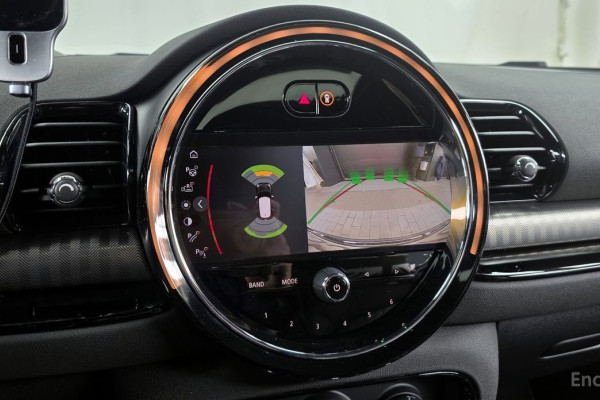 2022 Mini Clubman с пробегом 27 612 км