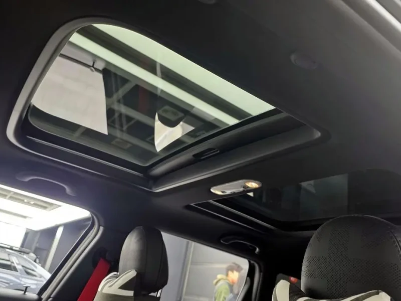 2022 Mini Clubman с пробегом 27 612 км