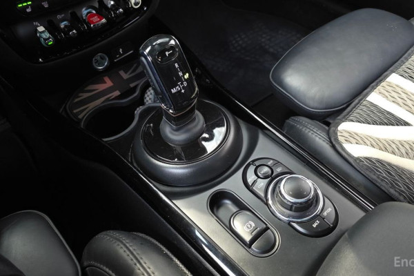 2023 Mini Clubman с пробегом 71 199 км