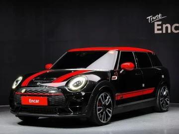 2022 Mini Clubman с пробегом 27 612 км