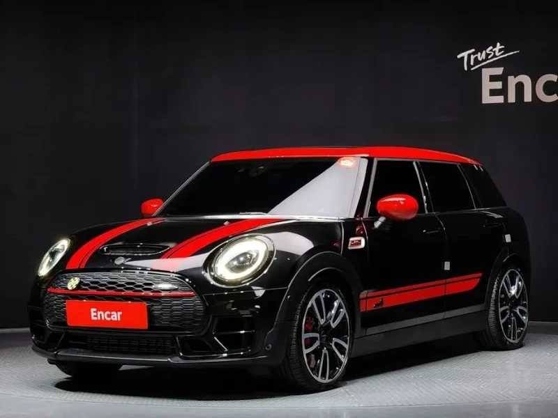 2022 Mini Clubman с пробегом 27 612 км