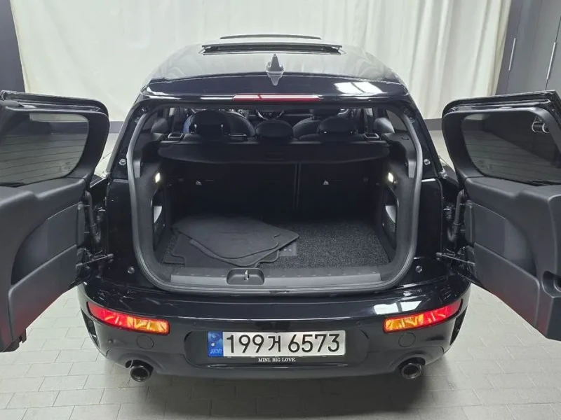 2022 Mini Clubman с пробегом 48 106 км