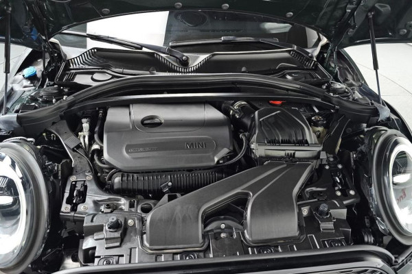 2023 Mini Clubman с пробегом 28 263 км