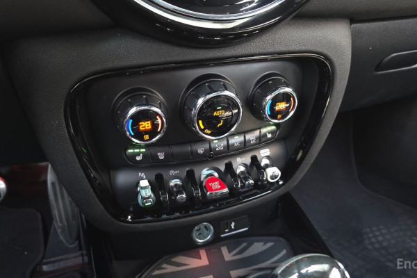 2023 Mini Clubman с пробегом 71 199 км