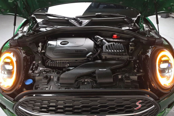 2023 Mini Clubman с пробегом 14 177 км