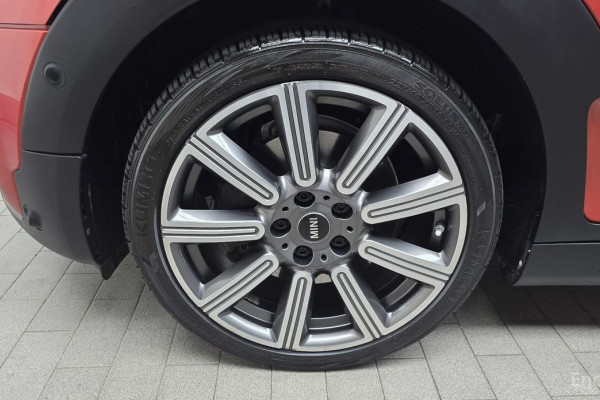 2023 Mini Clubman с пробегом 65 268 км