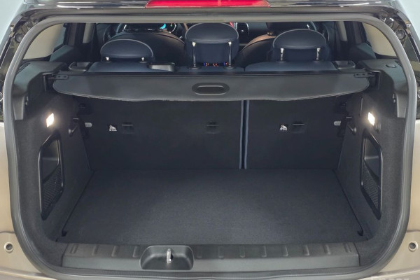 2022 Mini Clubman с пробегом 26 880 км