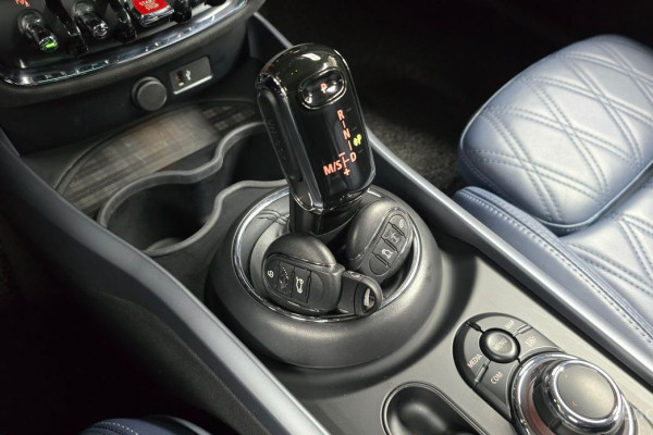 2023 Mini Clubman с пробегом 65 268 км