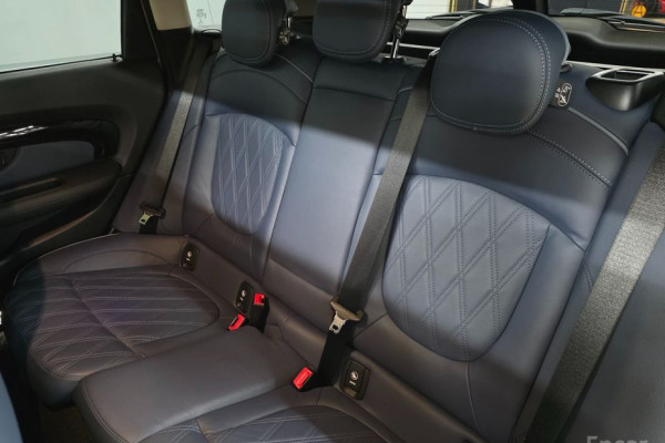 2022 Mini Clubman с пробегом 26 880 км