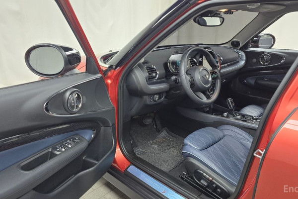 2023 Mini Clubman с пробегом 65 268 км