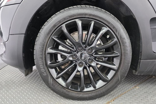 2023 Mini Clubman с пробегом 6 781 км