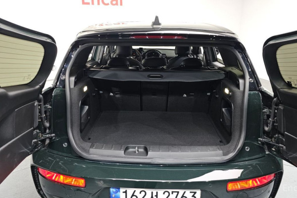 2023 Mini Clubman с пробегом 28 263 км