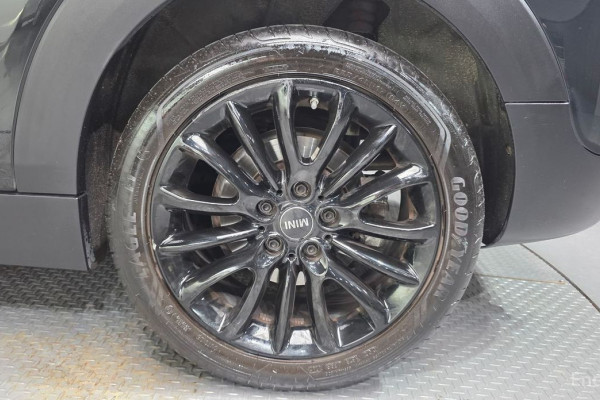 2023 Mini Clubman с пробегом 22 928 км