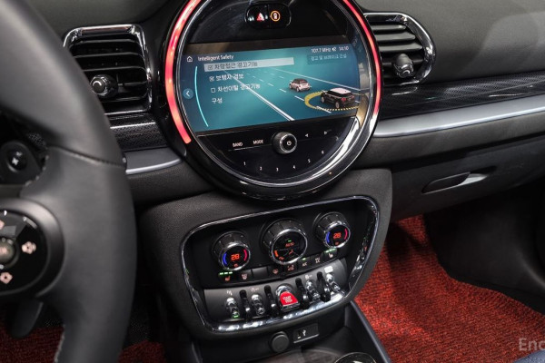 2023 Mini Clubman с пробегом 14 177 км