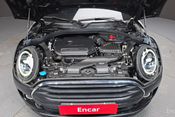 2023 Mini Clubman с пробегом 22 928 км