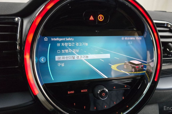 2023 Mini Clubman с пробегом 65 268 км