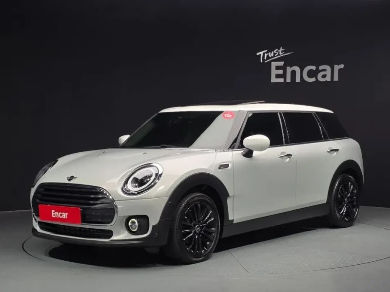 2022 Mini Clubman с пробегом 53 327 км