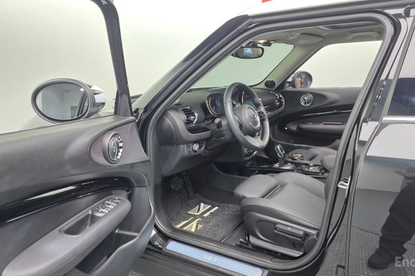 2023 Mini Clubman с пробегом 6 781 км