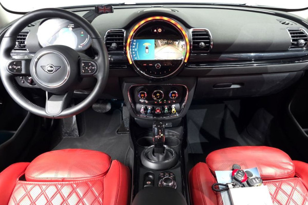 2022 Mini Clubman с пробегом 17 736 км