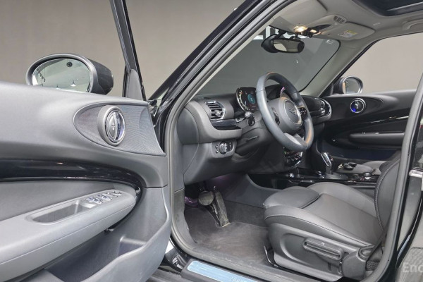 2023 Mini Clubman с пробегом 22 928 км