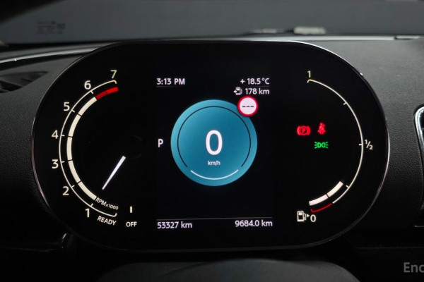 2022 Mini Clubman с пробегом 53 327 км