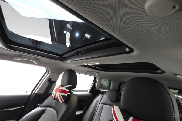 2022 Mini Clubman с пробегом 38 957 км