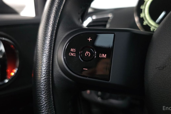 2022 Mini Clubman с пробегом 38 957 км