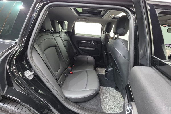 2023 Mini Clubman с пробегом 6 781 км