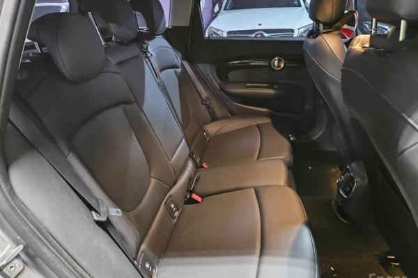 2023 Mini Clubman с пробегом 38 816 км