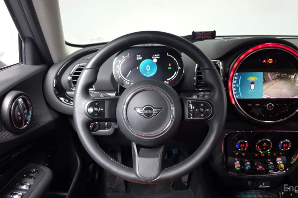 2022 Mini Clubman с пробегом 17 736 км