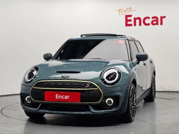 2022 Mini Clubman с пробегом 27 106 км
