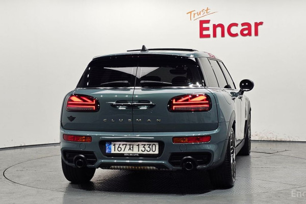 2022 Mini Clubman с пробегом 27 106 км