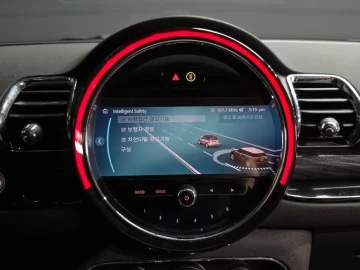 2022 Mini Clubman с пробегом 53 327 км