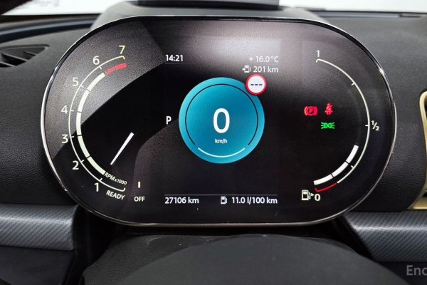 2022 Mini Clubman с пробегом 27 106 км